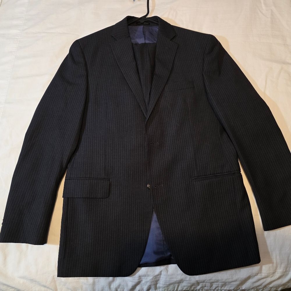 Joseph Abboud Charcoal With Blue Pinstripe Suit 40R Pants Are 32/30